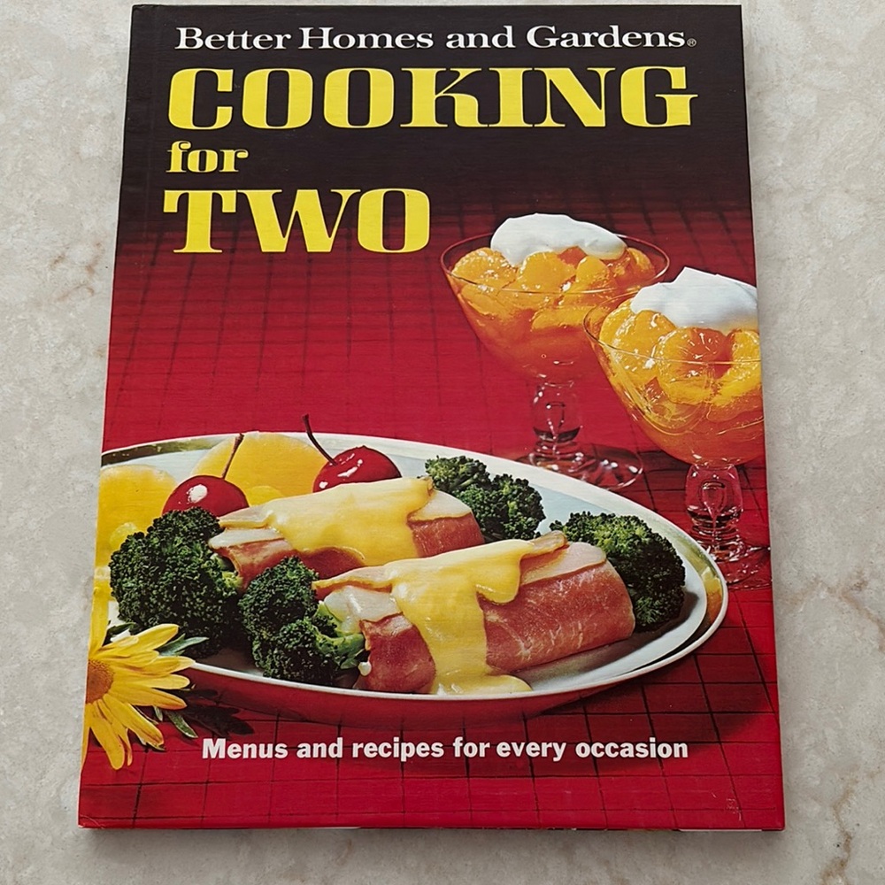 Better Homes And Gardens Red Cooking for Two Cookbook